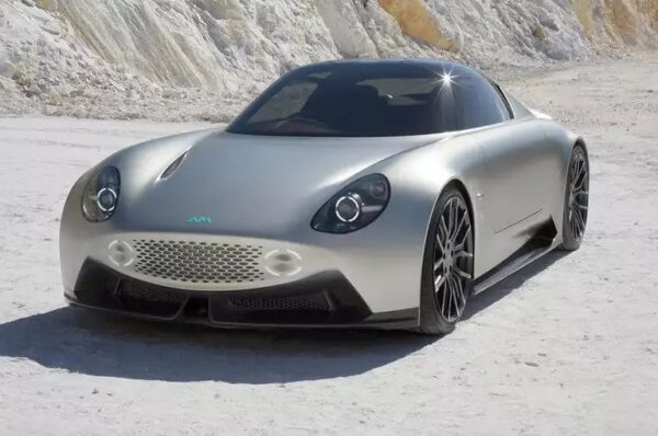 AIM اسپرت ۰۱ "طراح نیسان GT-R خودروی برقی جدیدی را در ساخت دارد"