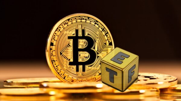 طبق اعلام CryptoQuant، تاییدیه‌های ETF بیت‌ کوین می‌تواند 1 تریلیون دلار به ارزش بازار کریپتو اضافه کند