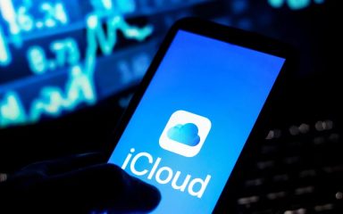 شکایت اپل iCloud