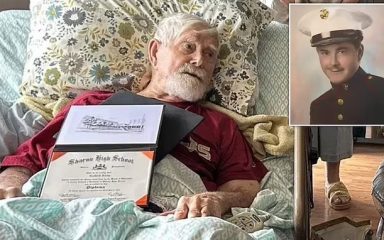 کهنه سرباز ۹۸ ساله دیپلم