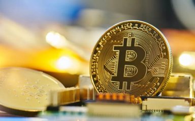 قیمت بیتکوین