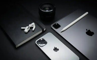 عرضه آیفون SE 4