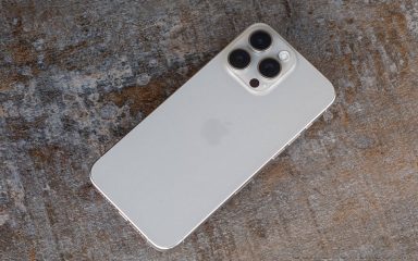 آیفون 16