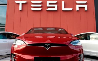 تحویل خودروهای تسلا