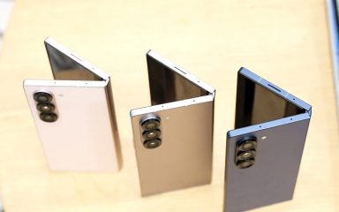 سه جنبه که گلکسی زد فولد 8 از آیفون تاشو اپل برتر خواهد بود